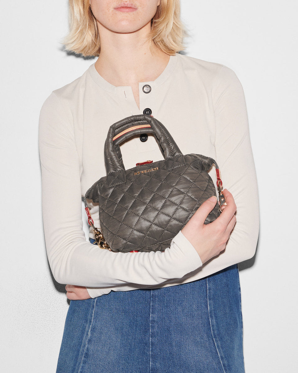 1109X1595_magnet_micro_sutton_