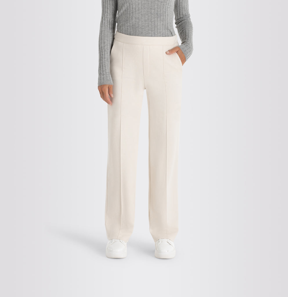 Mac Jeans Chiara Smart Jersey Pull On Pants 3029-00-0114 | 020 Vintage White