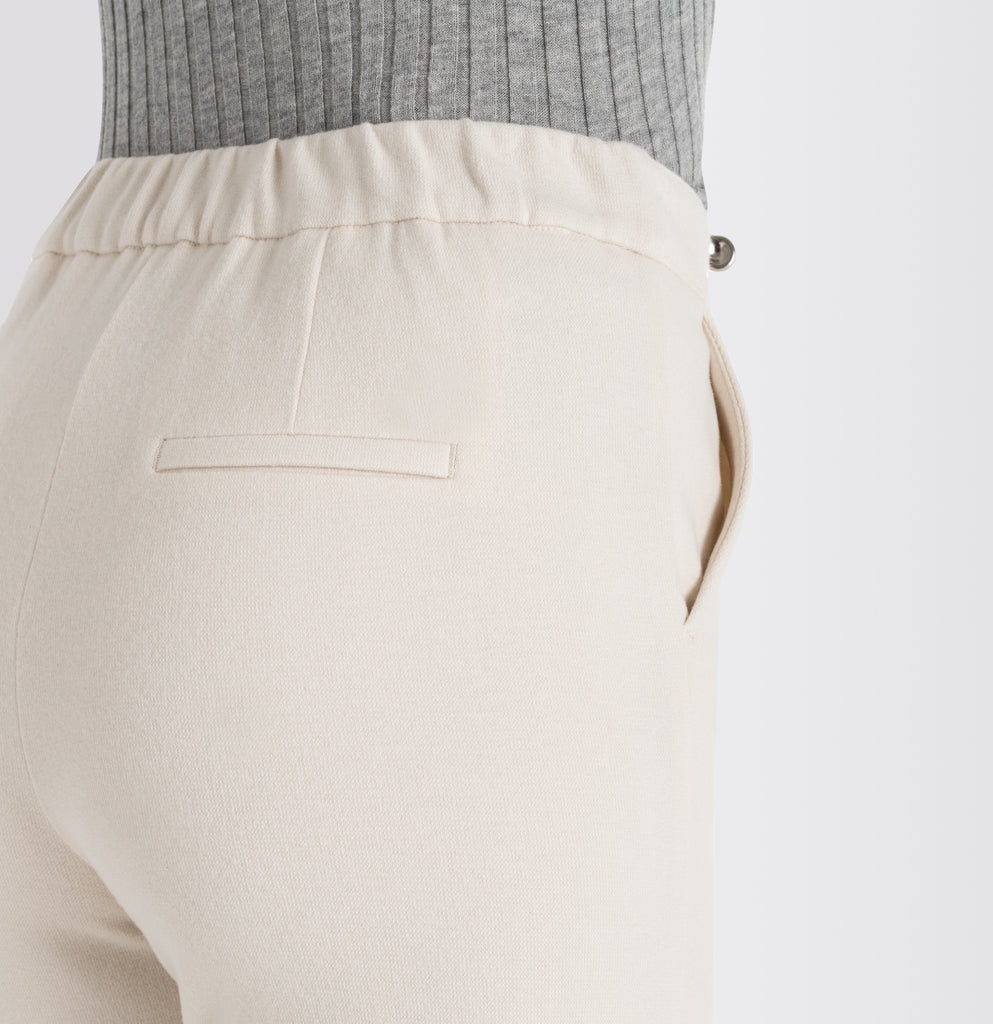 Mac Jeans Chiara Smart Jersey Pull On Pants 3029-00-0114 | 020 Vintage White