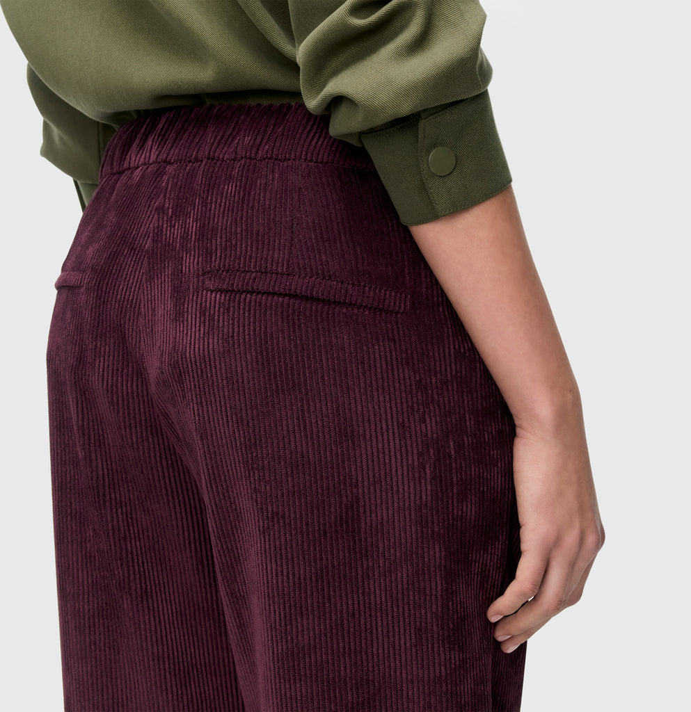 Mac Jeans Chiara Wide Leg Corduroy Pull On Pants 3051-00-0410L |  780 Eggplant | Special Order Style