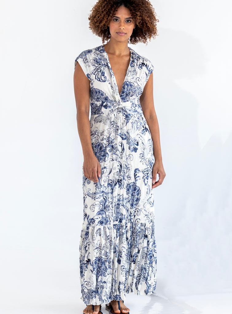 Go by Go Silk Go Crinkle Cut Twist Dress D562