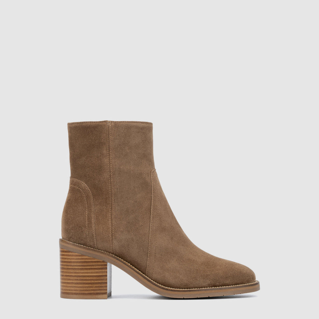 Aquatalia Janella Suede Ankle Boot | Champagne