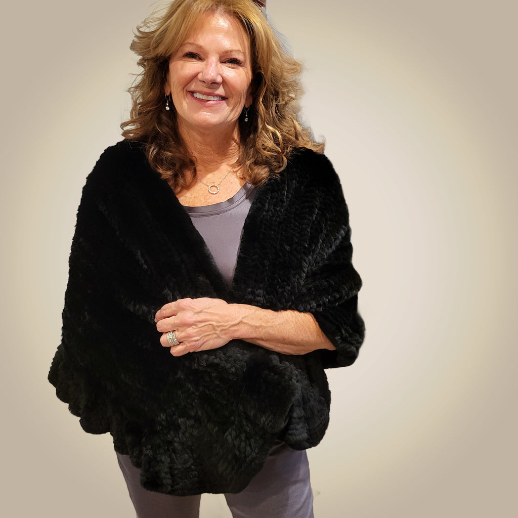 Linda Richards Rex Rabbit Ruffle Shawl RX-54 | Black