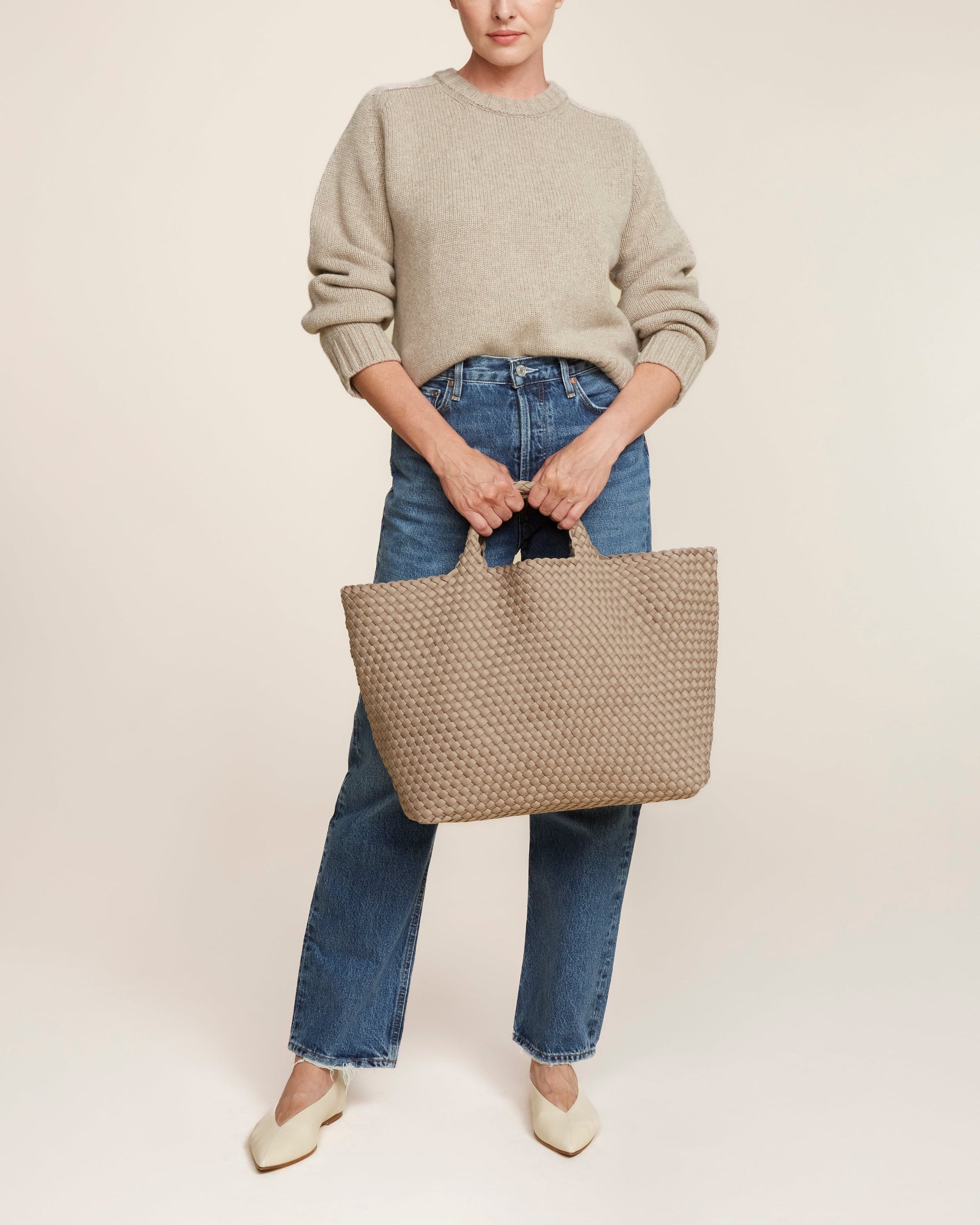 NAGHEDI St. Barths Large Solid Woven Tote Bag SN03014LD | Cashmere 