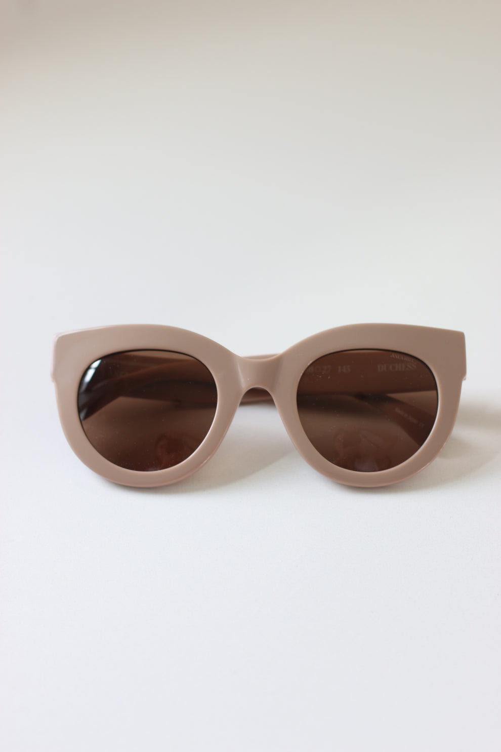 NEW ANEA HILL women\'s round polarized sunglasses duchess in beige Dorado Sand Female Round Sunglasses | Aire – AIRE US main image 2