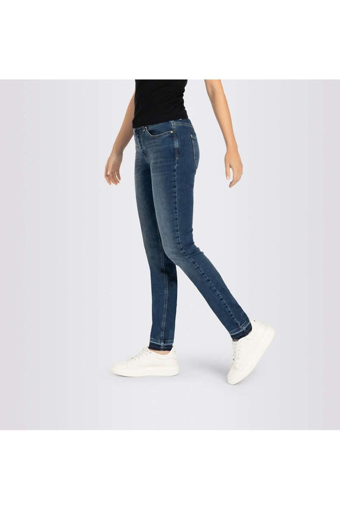 Mac Jeans Dream Skinny Authentic Denim 2600-90-0357L | D658 Authentic Blue OMac Jeans Dream Skinny Authentic Denim 2600-90-0357L | D658 Authentic Blue Open Hem | Special Order Stylepen Hem | Special Order Style