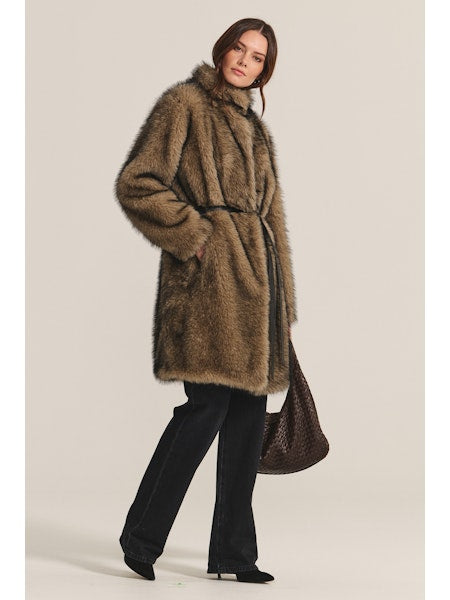 Velvet by Graham & Spencer Adalynn Faux Fur Coat | Nutmeg