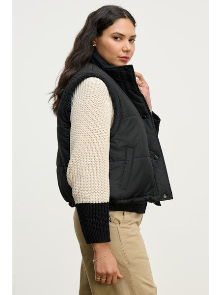 Velvet by Graham & Spencer Cathy07 Reversible Sherpa Vest  | Black