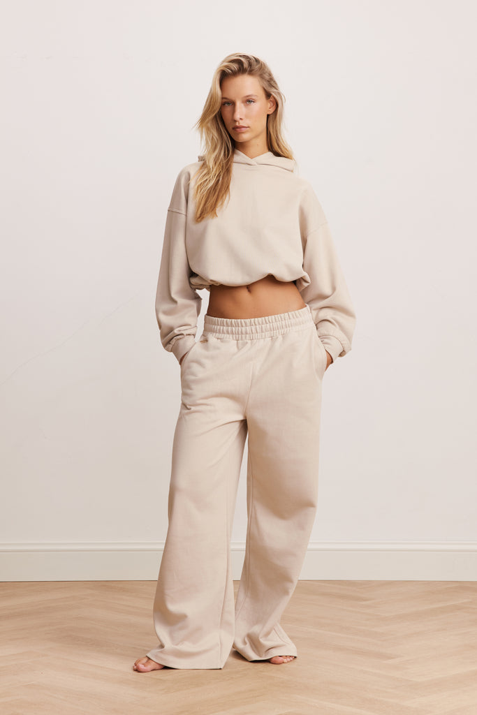 LUNE Amelia Cropped Hoodie LA1614 | Feather