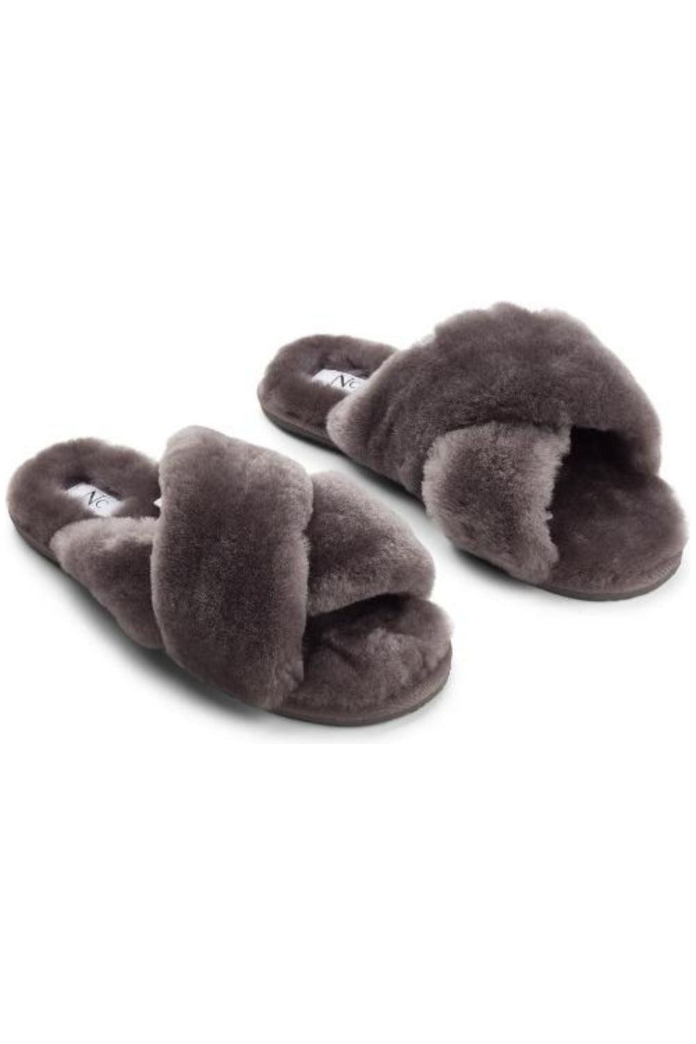 Natures Collection Criss Cross Sheepskin Slippers NCF1049 | Grey – Robertson Madison
