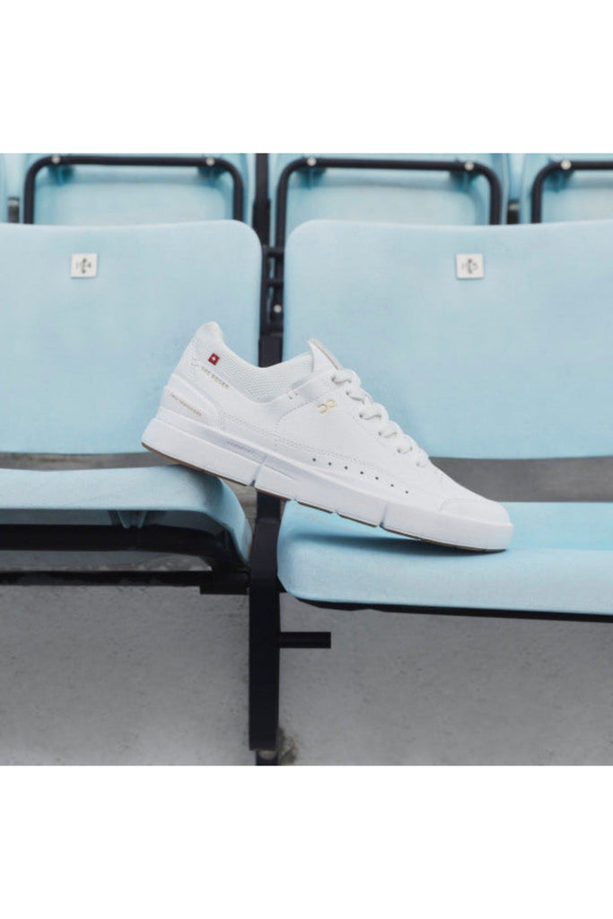 On Running-THE ROGER Centre Court - Tennis inspired Women's Sneakers | White/Gum